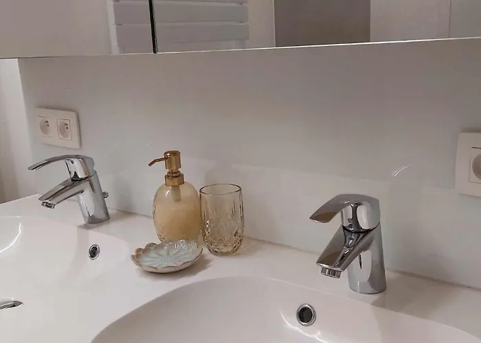 Vakantie-appartement La Regence @ شقة